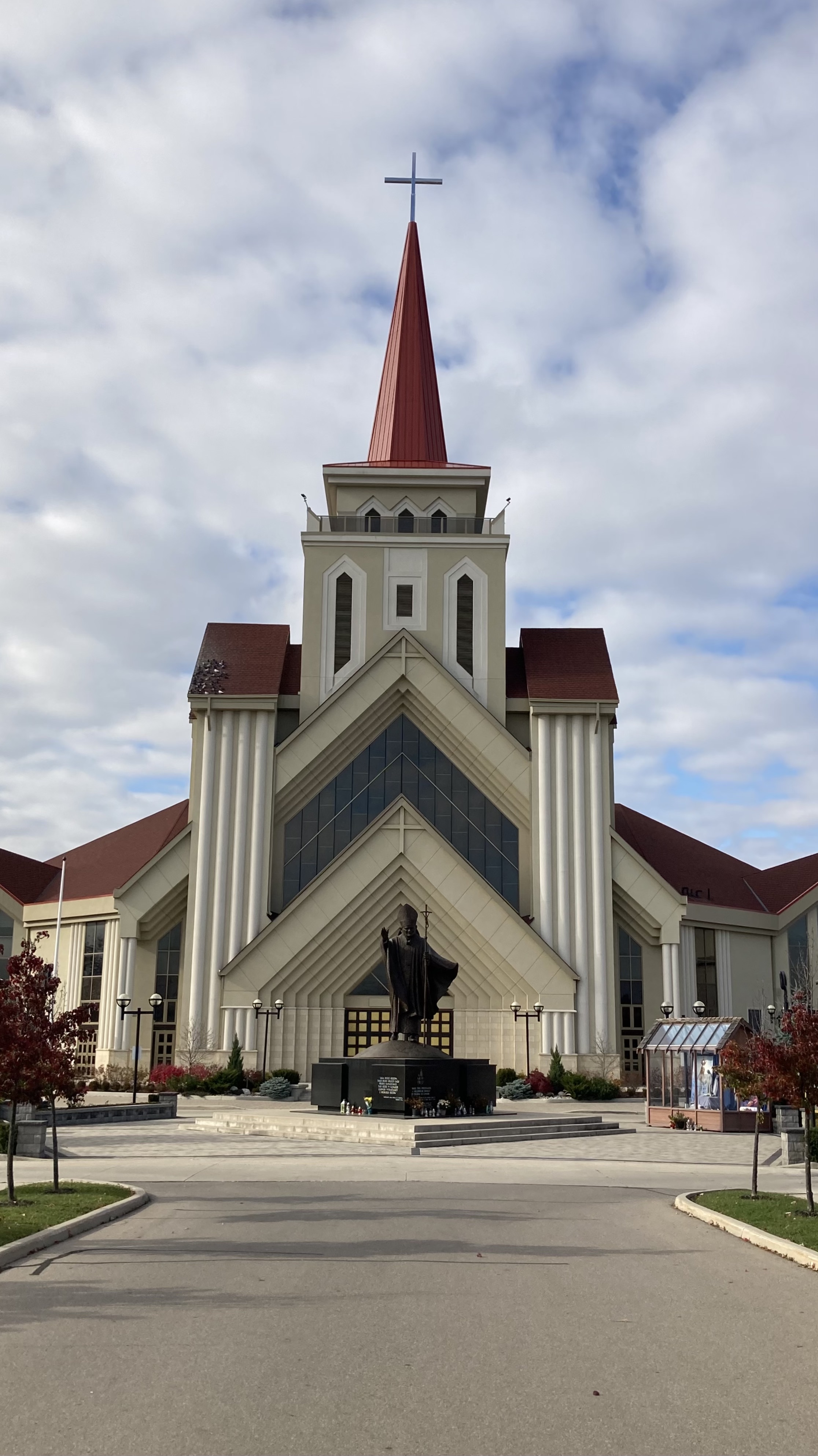 an imposing church, brampton, ontario